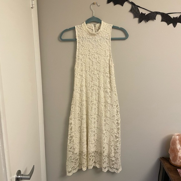 Altar’d State High Neck Yellow Floral Lace Swing Dress - size M - Picture 1 of 9